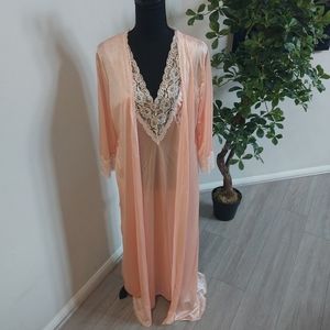 Jill Andres of New York Woman's Vintage Intimate sleepwear Light Pink Size Small